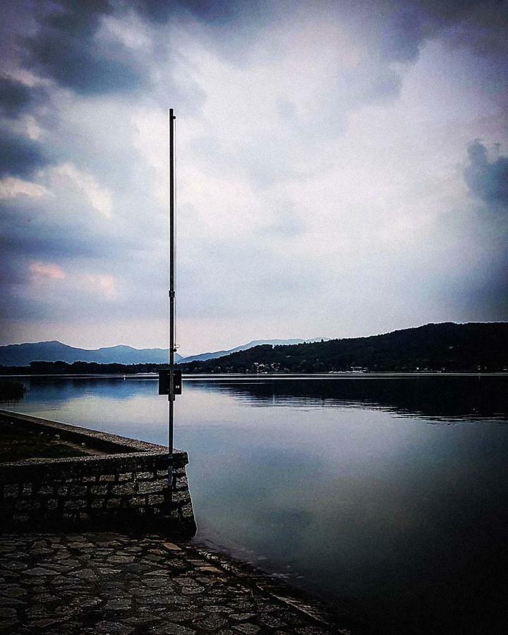 Ritratto Sul Lago Dormelletto Luaran gambar